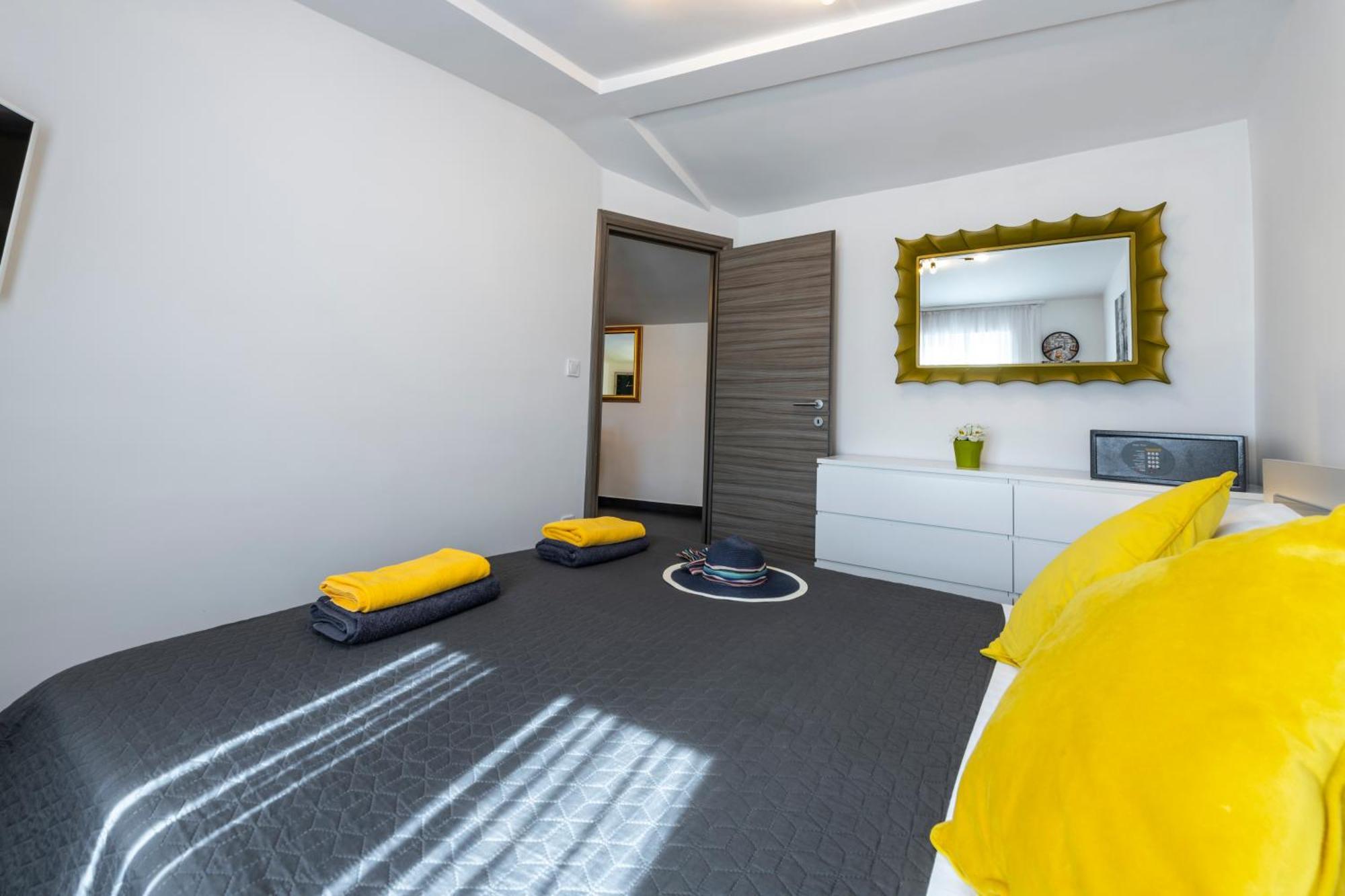 Apartments Nia Deluxe & Elegance Dubrovnik Buitenkant foto